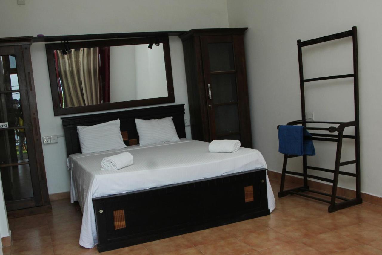 Perla Fisherman Bay Weligama Exterior foto